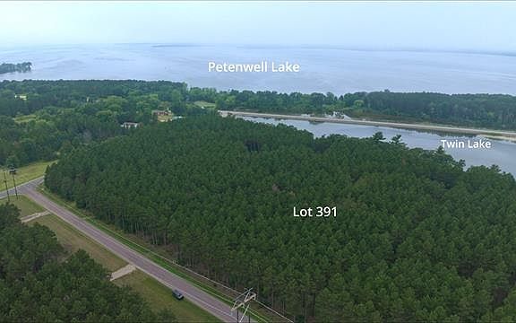 2nd image of 391 Twin Lakes Trl