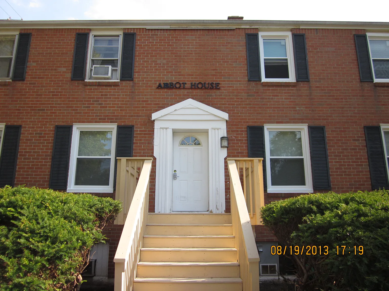955 Abbot Rd — Photo 1