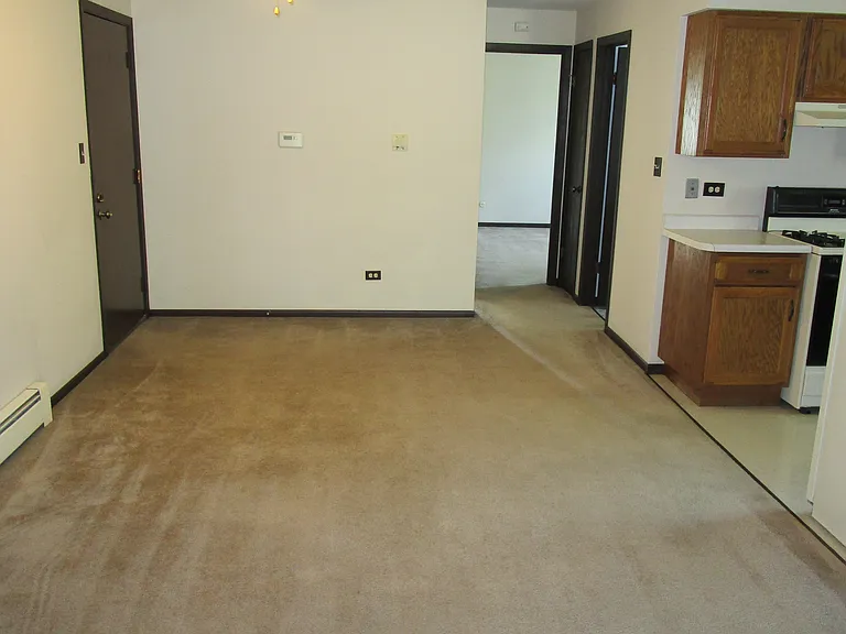8421 Captons Ln #4 — Photo 9