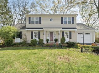 2440 Charing Cross Dr, Roanoke, VA 24018