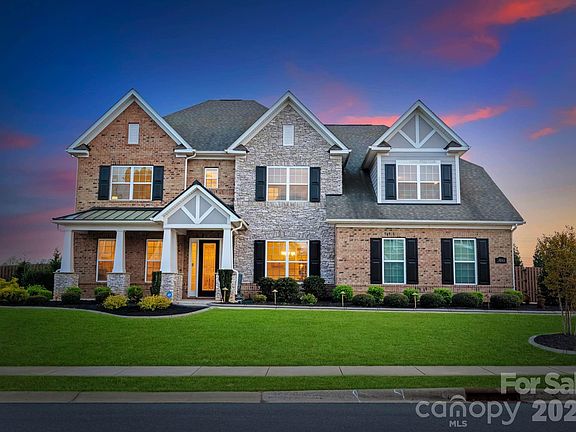 2nd image of 1053 Harlows Crossing Dr