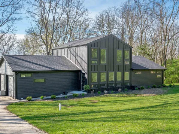 13440 N Summerhill Dr, Albany, IN 47320