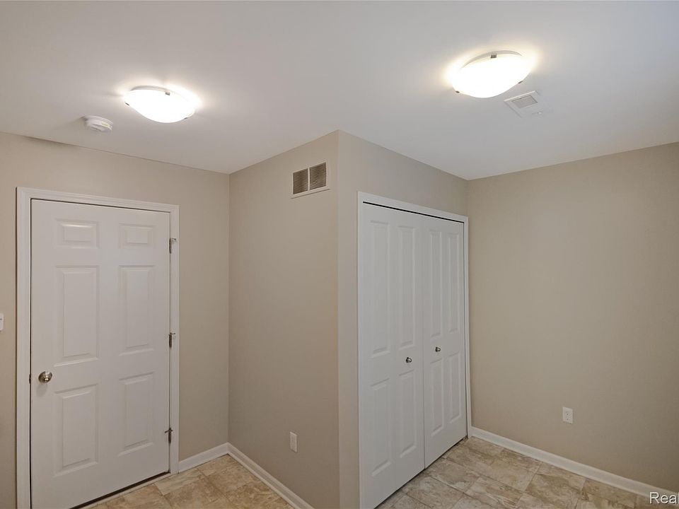 4625 Bradley Cir, photo 30