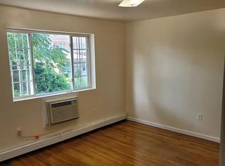 1021 E 213th St FLOOR 2, Bronx, NY 10469