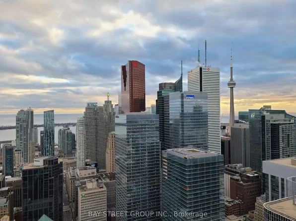 197 Yonge St, Toronto, ON