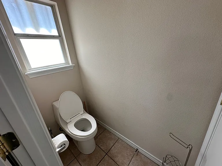 14922 Aquarius St — Photo 16