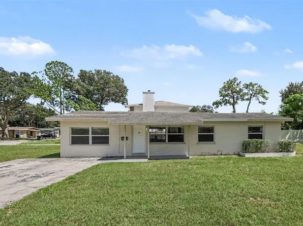 5585 ATLANTIC AVENUE N, ST PETERSBURG, FL 33703