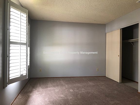 4th image of 8828 La Riviera Dr Unit F