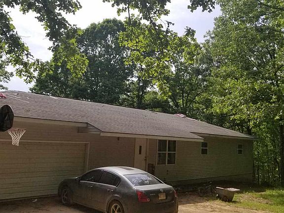 3rd image of 85 River Trace Ln