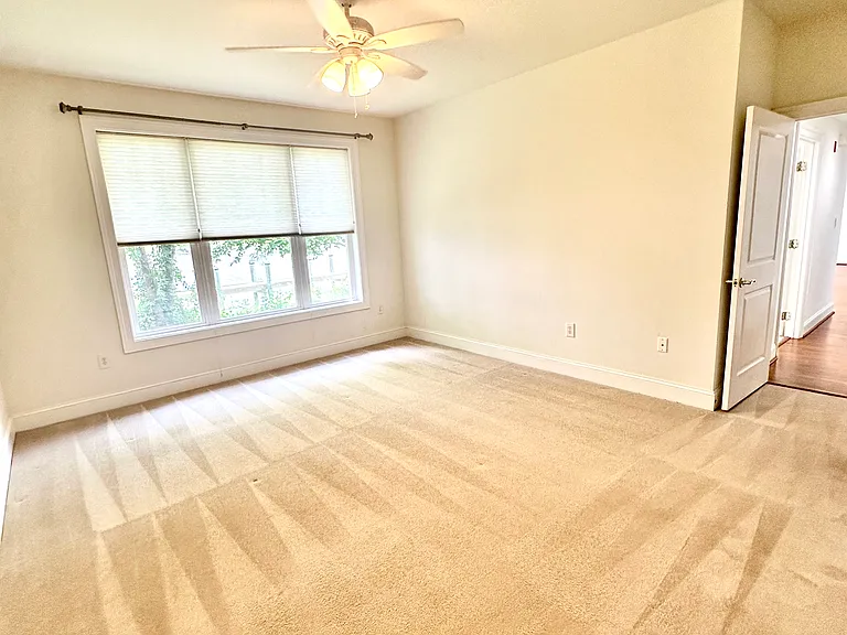 955 Bolling Ave #103 — Photo 16
