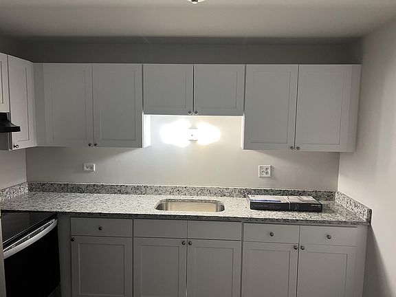 4th image of 1523 Norway Ln APT 1B