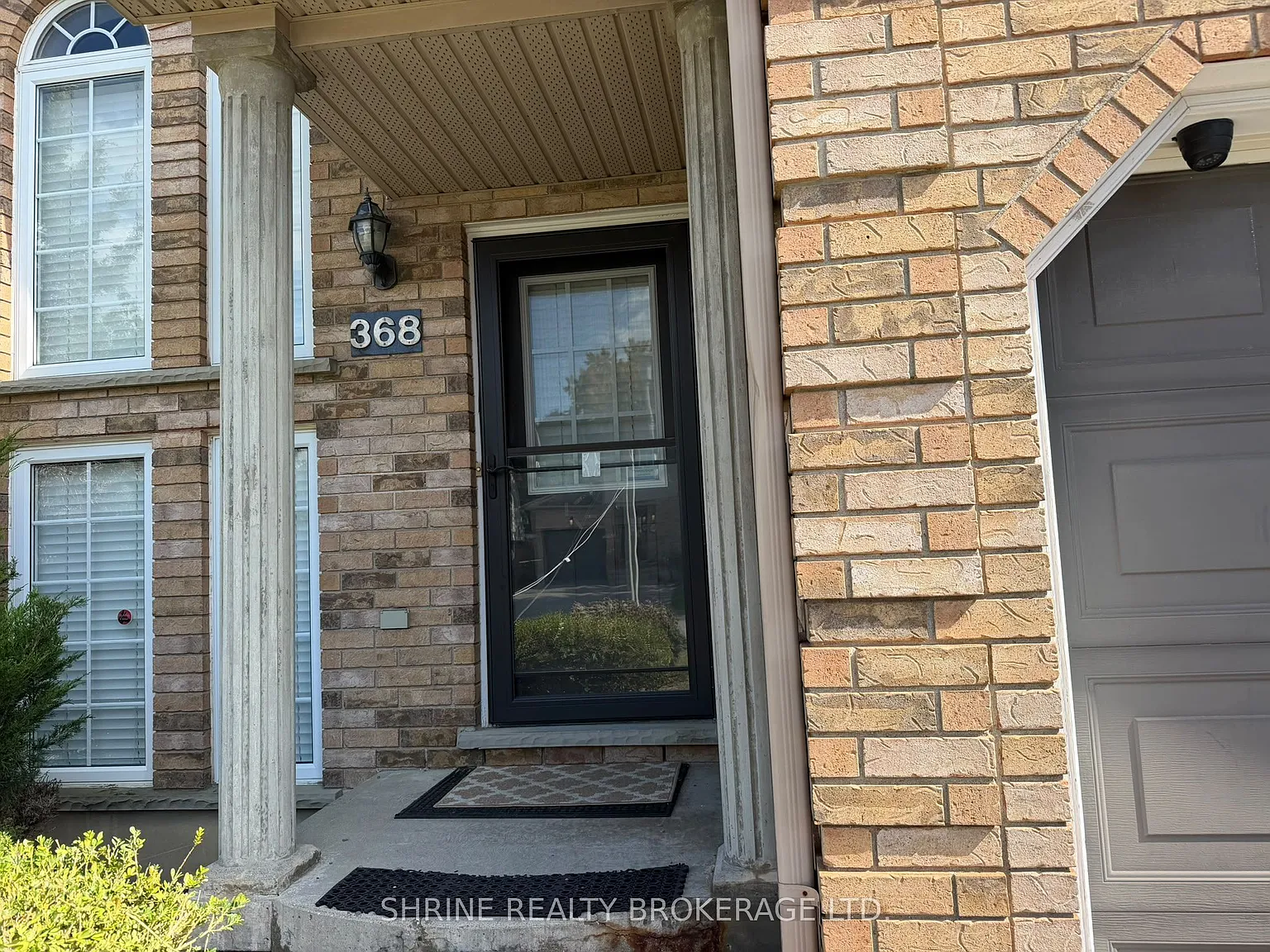 4 bed, $2,600 — Photo 2