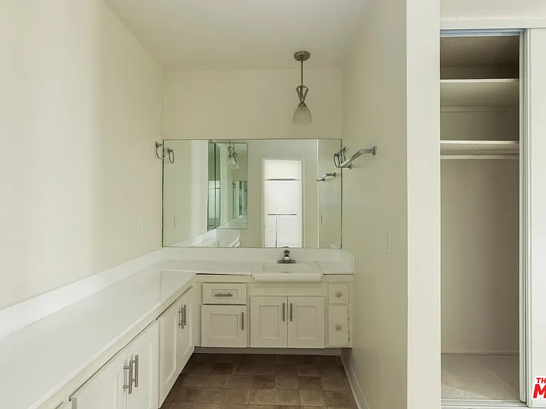 11789 Montana Ave #9 — Photo 14