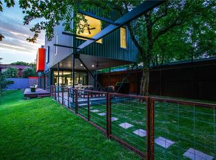 16 Vanguard Way, Dallas, TX 75243