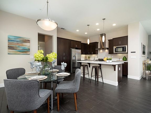5th image of 450 Landeros Dr