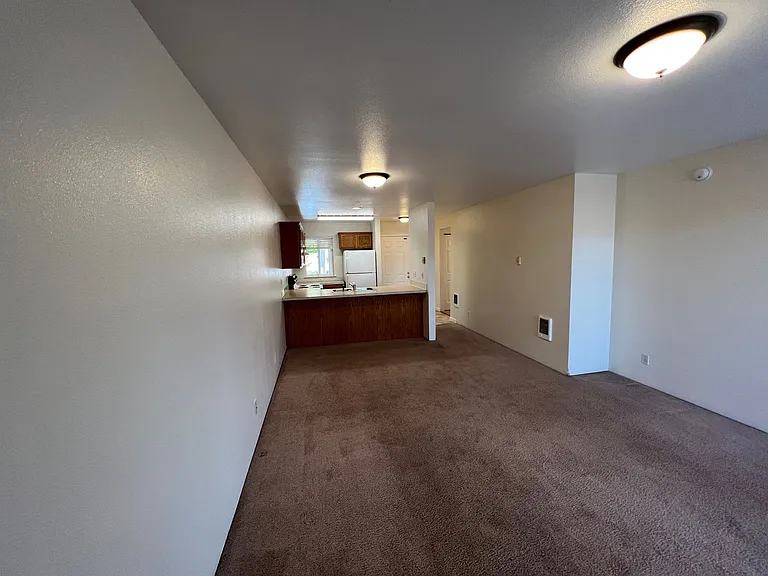2941 W Lorraine Ave #1-10 — Photo 5