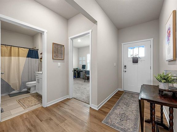 3rd image of 3381 Dreusicke Dr