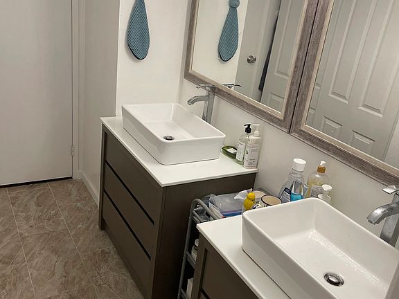 2nd image of 353 Philip Dr APT 204