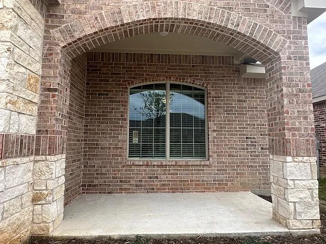 3 bed, 1442 sqft, $2,199 — Photo 2
