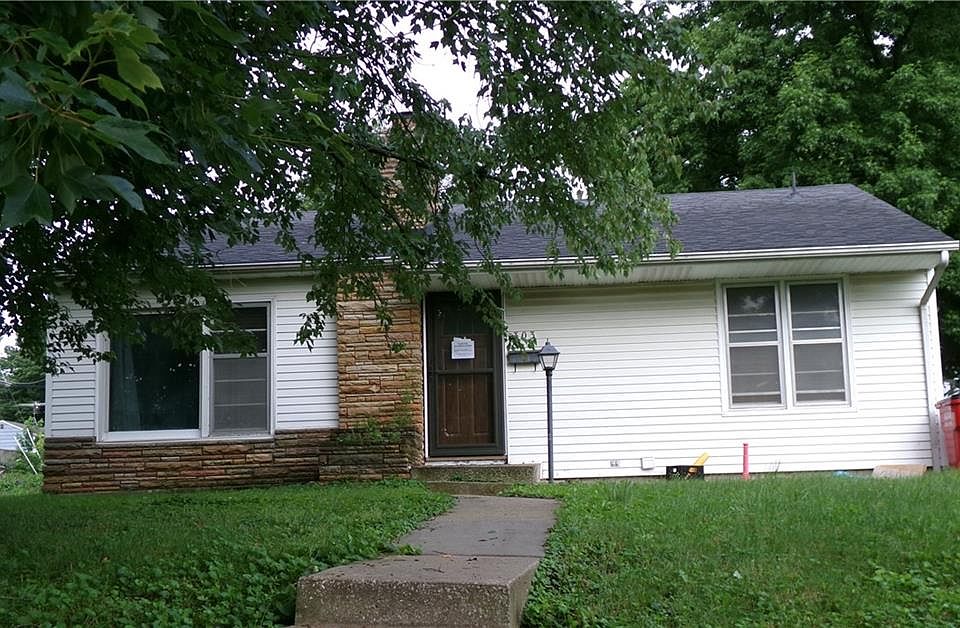 1st image of 303 S 27th St