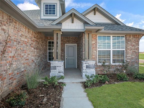 4th image of 16701 Serrano Dr