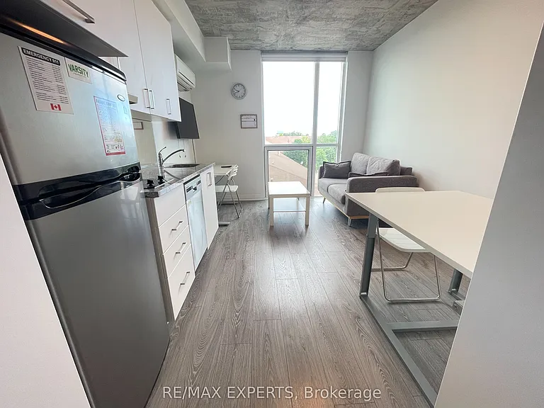 1900 Simcoe St N #518 — Photo 1