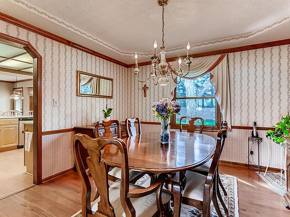 5th image of 12175 Appleridge Ct