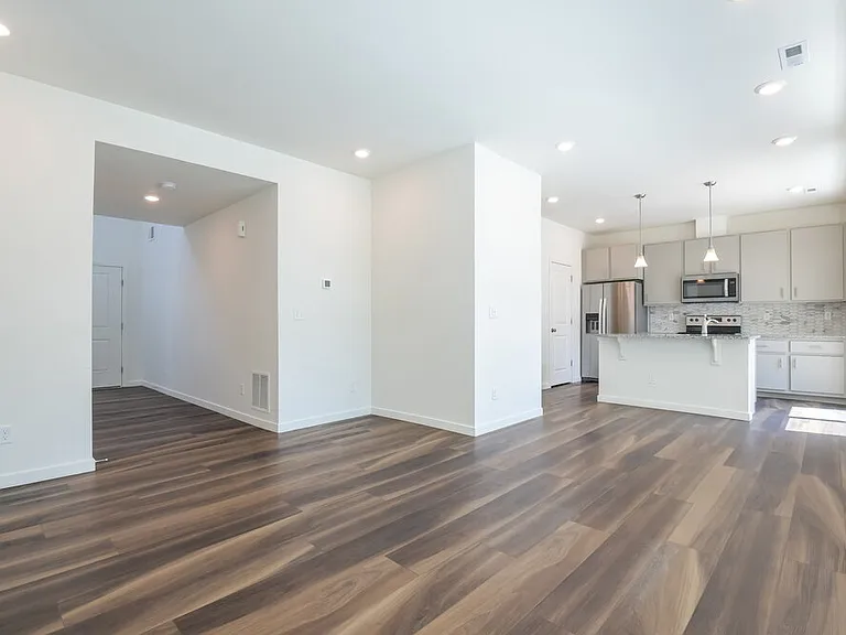 4726 N Tower Dr — Photo 5