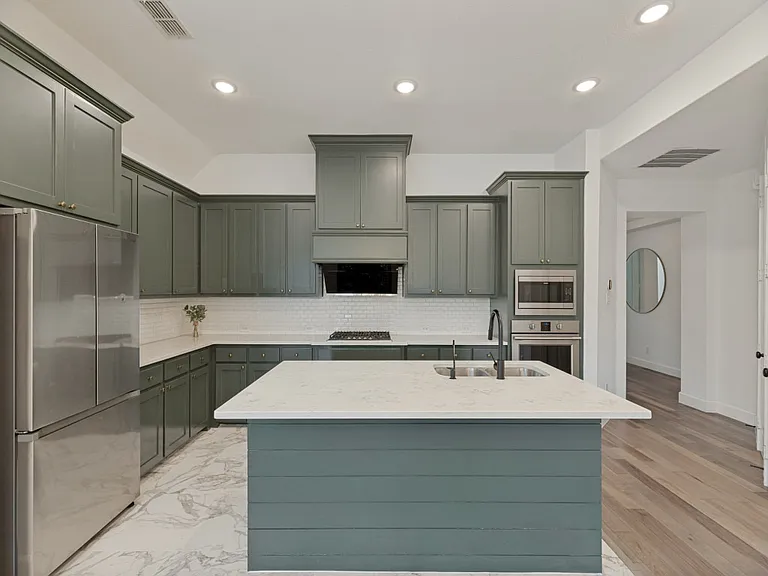 5808 Liberty Hill Dr — Photo 9