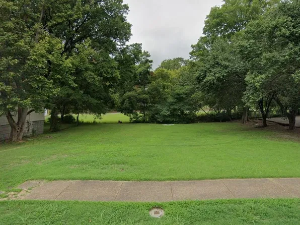 417 N Church Ave, Dyersburg, TN 38024