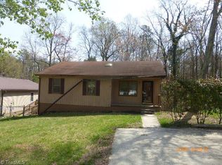 830 Pine Circle Dr, High Point, NC 27265