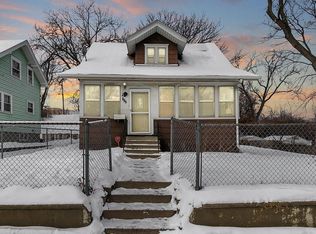 737 Desoto St, Saint Paul, MN 55130