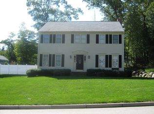 9 Satucket Rd, Rockland, MA 02370