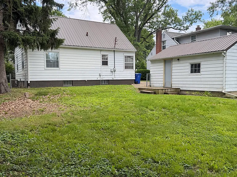 2309 S Courtland Ave — Photo 14