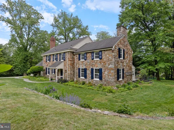 1409 Beaumont Dr, Gladwyne, PA 19035