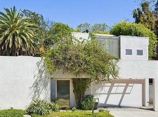 624 E Channel Rd, Santa Monica, CA 90402
