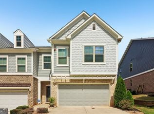 130 Maple Creek Way, Woodstock, GA 30188