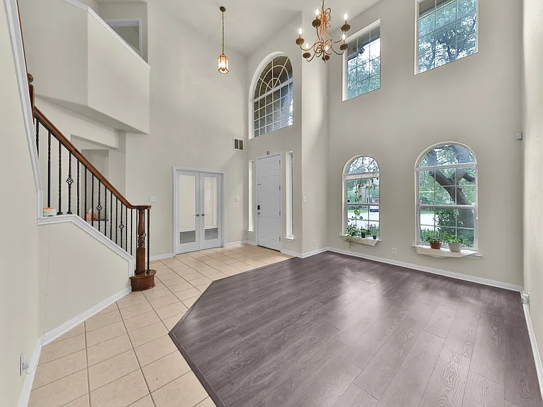1315 Mesa Draw — Photo 2