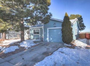 5880 Gunshot Pass Dr, Colorado Springs, CO 80917