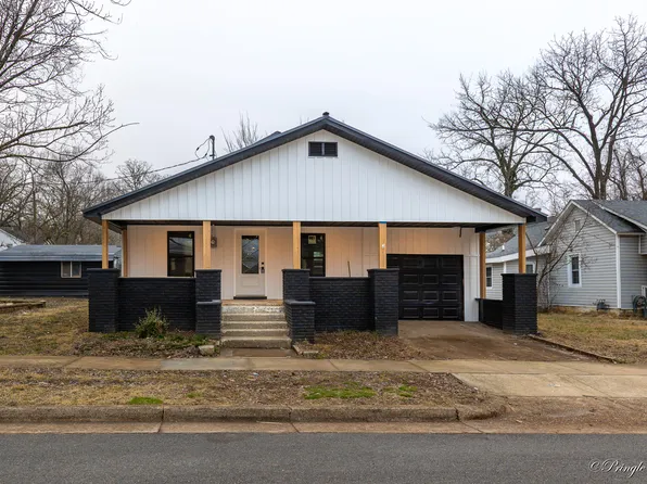 319 Walker Street, West Plains, MO 65775