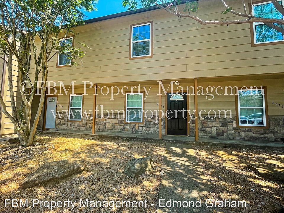 1st image of 2541 W Sycamore Ave #7322264