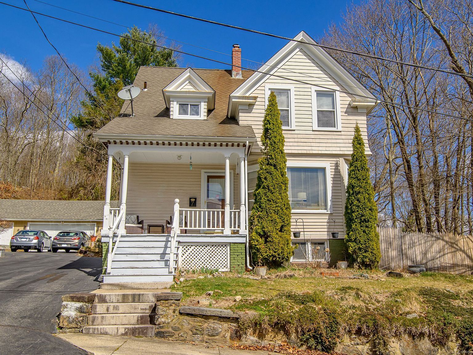 7 Brown St, Norwich, CT 06360 Zillow