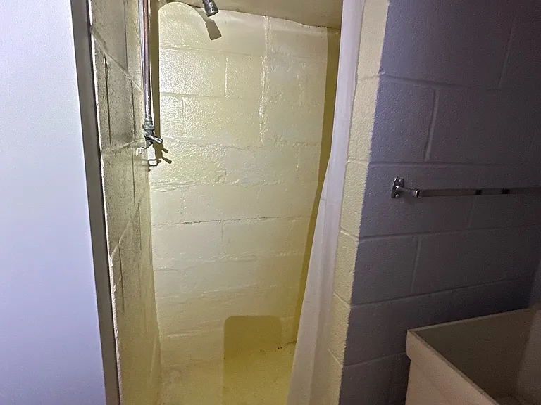 1444 Hyde Park Ave — Photo 19