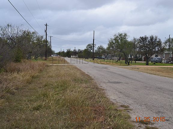 3rd image of 825 County Road 3821