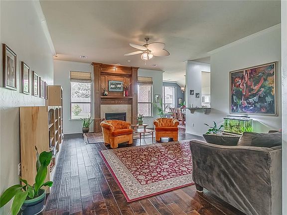 5th image of 2100 Wheaton Dr
