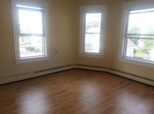 196 4th Ave, Woonsocket, RI 02895