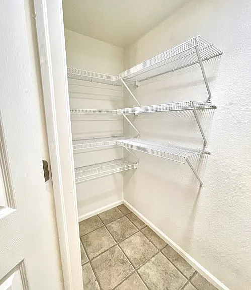 368 Smith Cir — Photo 6
