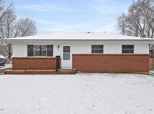 647 Ferndale Ave NW, Grand Rapids, MI 49534