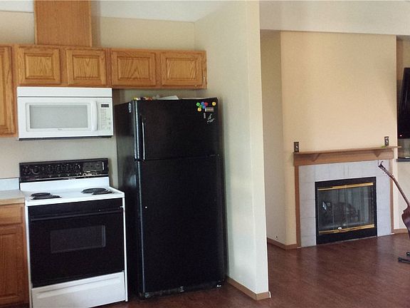 3rd image of 1358 E Oasis Cir