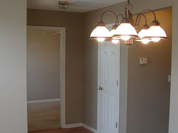 Dining Room/Foyer looking through to 4th BR/Office